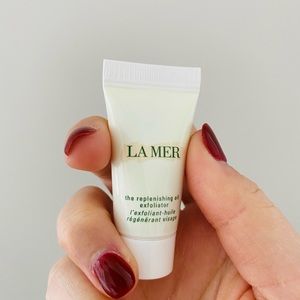 La Mer The Replenishing Oil Exfoliator